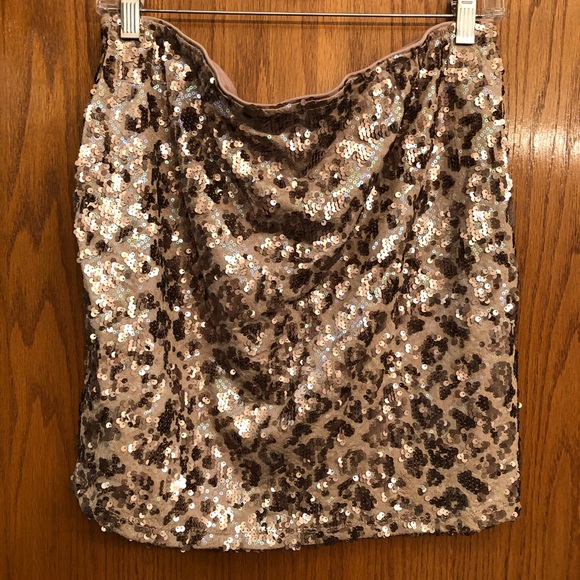 Buckle Dresses & Skirts - Lily White (Buckle) Sequin Mini Skirt